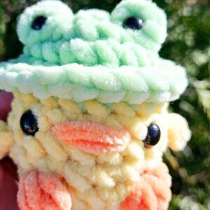 Crochet Handmade Duck With Frog Hat Animal, 3"